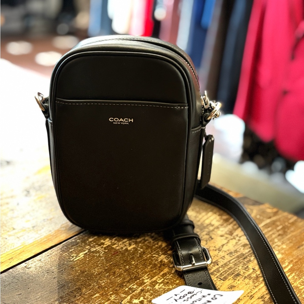 Coach Hitch Black Leather Crossbody Bag - Picture 5 of 9